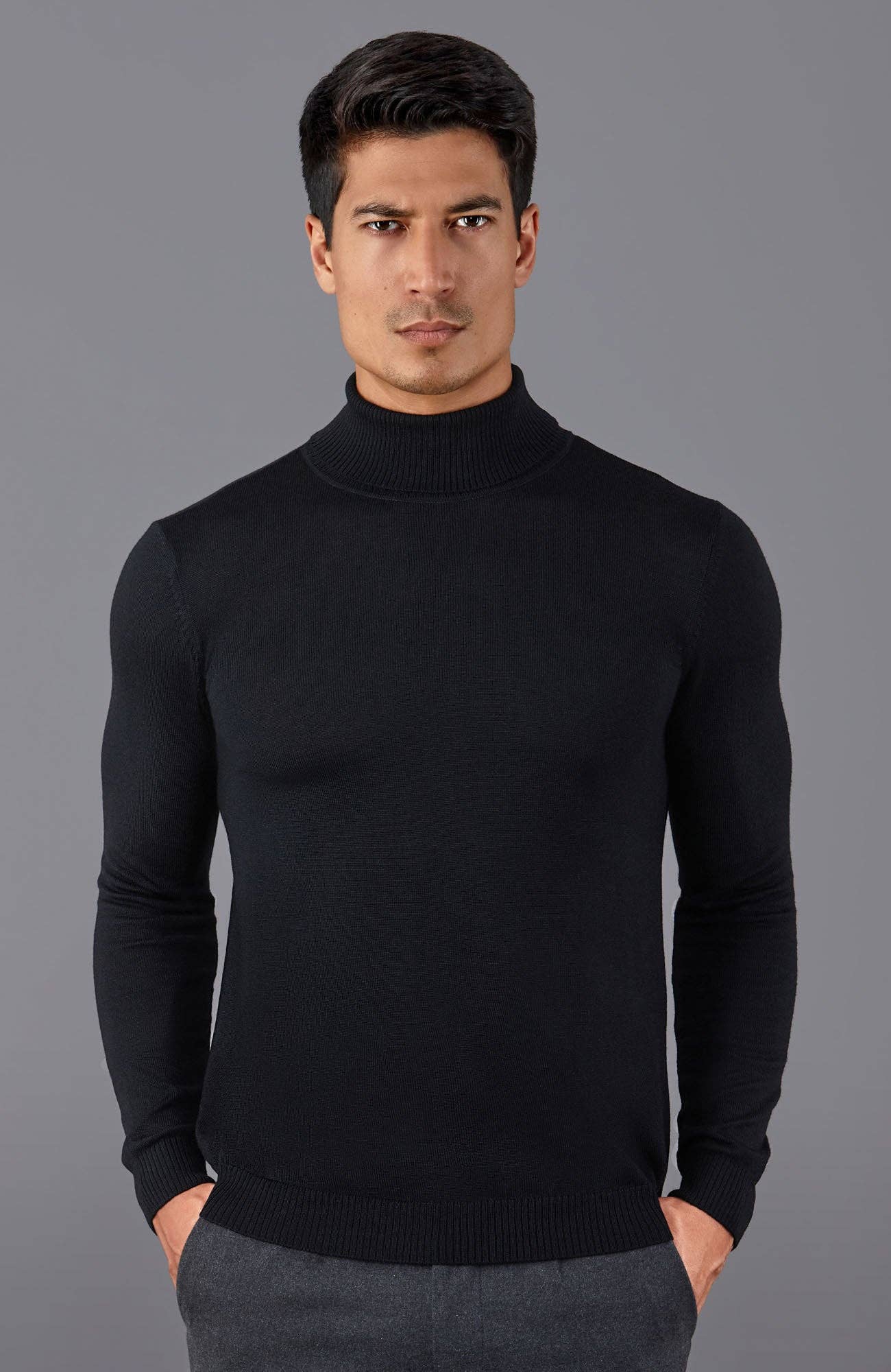 Maglione da uomo in lana merino extra fine con collo alto