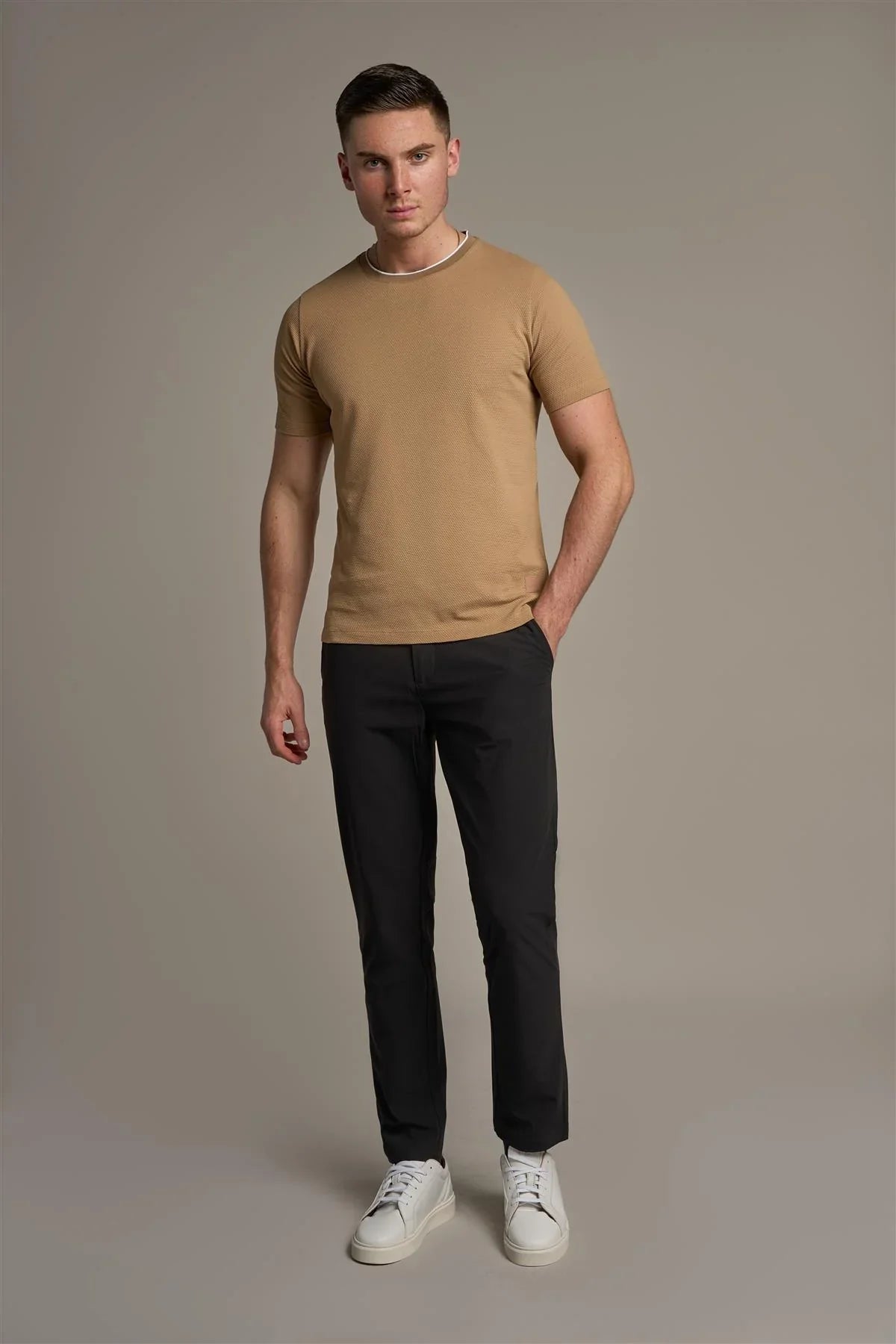 Cavani – T-Shirt Byron Sabbia