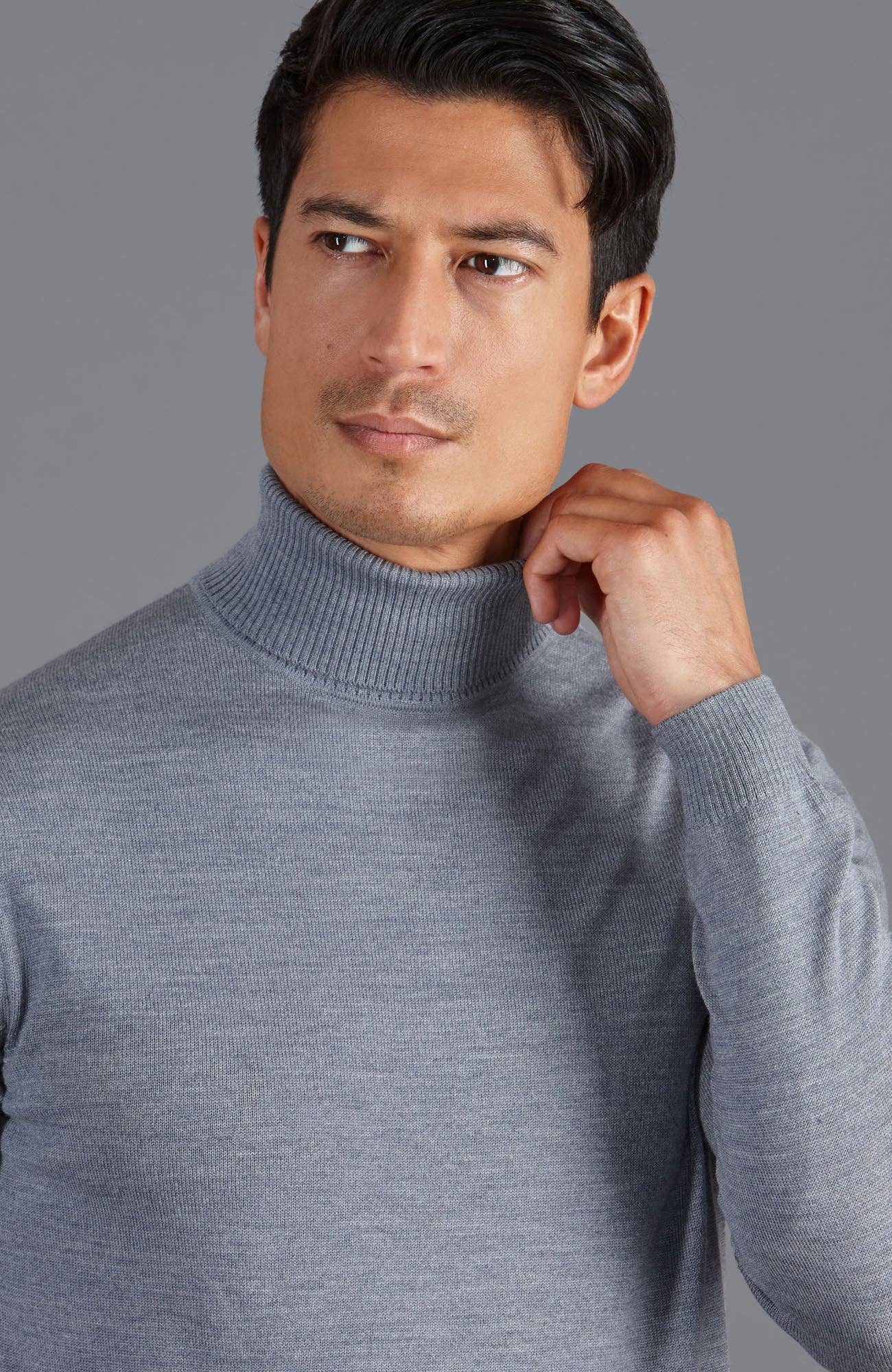 Maglione da uomo in lana merino extra fine con collo alto