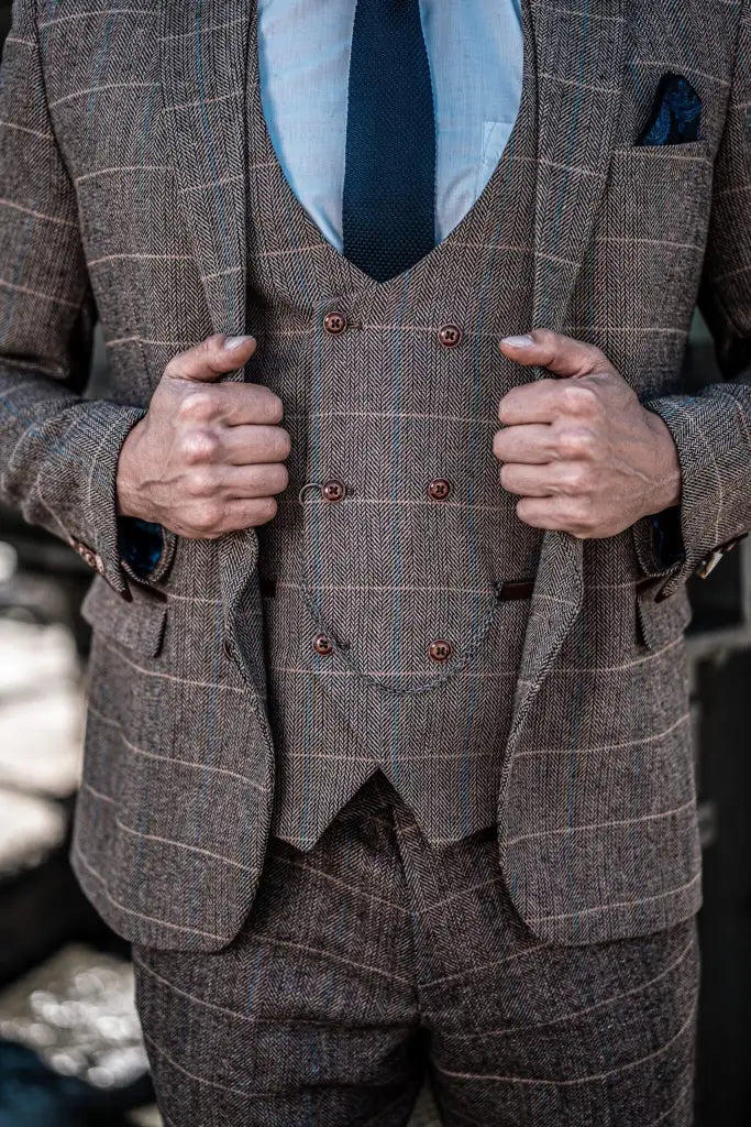 Abito a tre pezzi a doppio petto, Herringbone Brown Classic