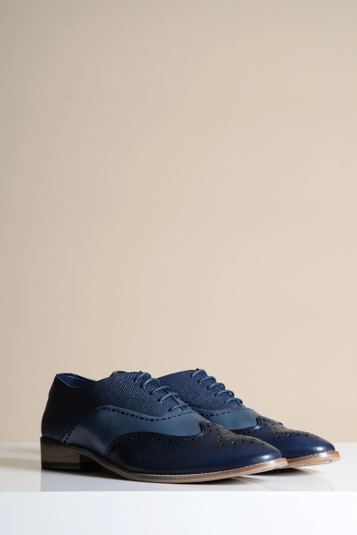 Scarpe in pelle blu navy, Marc Darcy Ryan - Brogue a punta alata